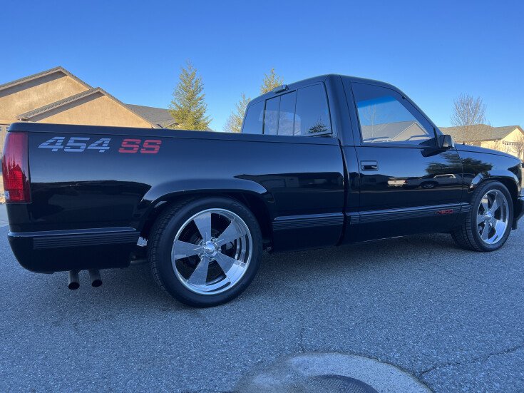 Thumbnail Photo undefined for 1990 Chevrolet Silverado 1500 2WD Regular Cab 454 SS